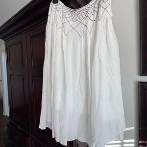 Beautiful flowy, lightweight white skirt. New with tags!
